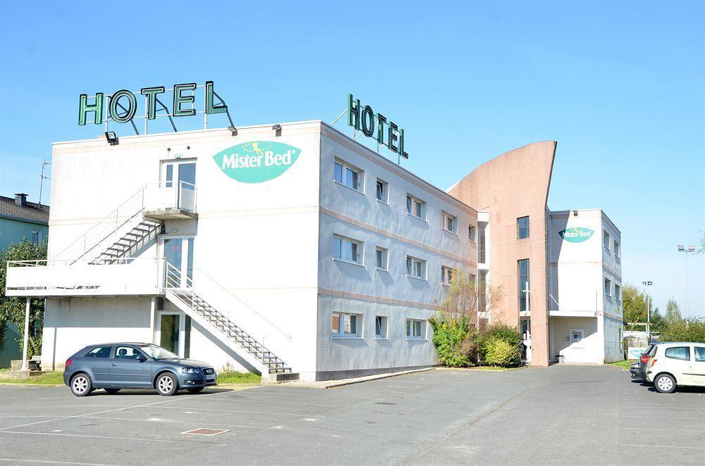 Hotel Mister Bed Chambray Les Tours Exteriér fotografie